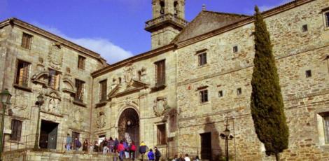 Vista exterior do Museo do Pobo Galego